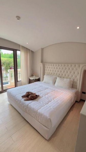 Venetian Signature Condo Resort Pattaya